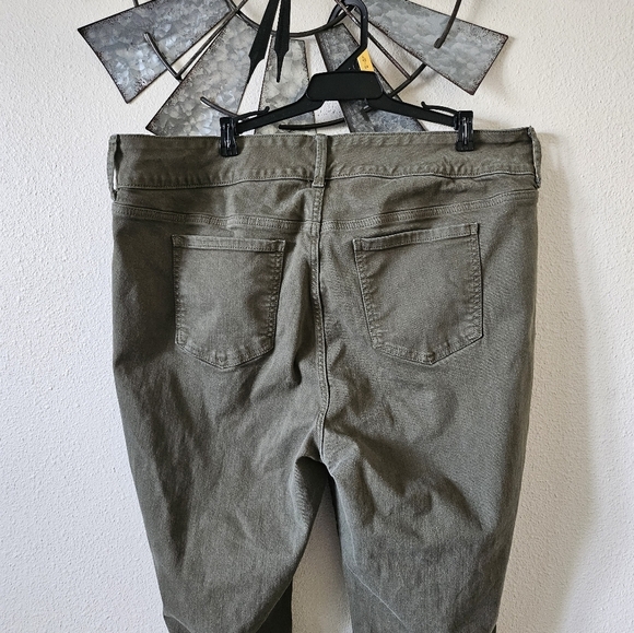 Torrid Women's Legging Feel the Fit  Olive Green Super Soft Pants size 20T. - Picture 12 of 15